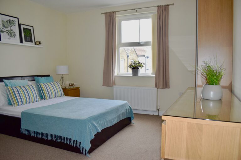 Allen-Street-Town-Centre-Maidstone-Bedroom-2.1.jpeg