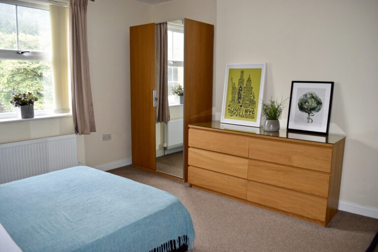 Allen-Street-Town-Centre-Maidstone-Bedroom-2.2.jpeg
