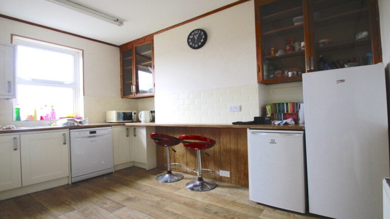 Camden-Road-Town-Centre-Tunbridge-Wells-Kitchen1-2.jpg