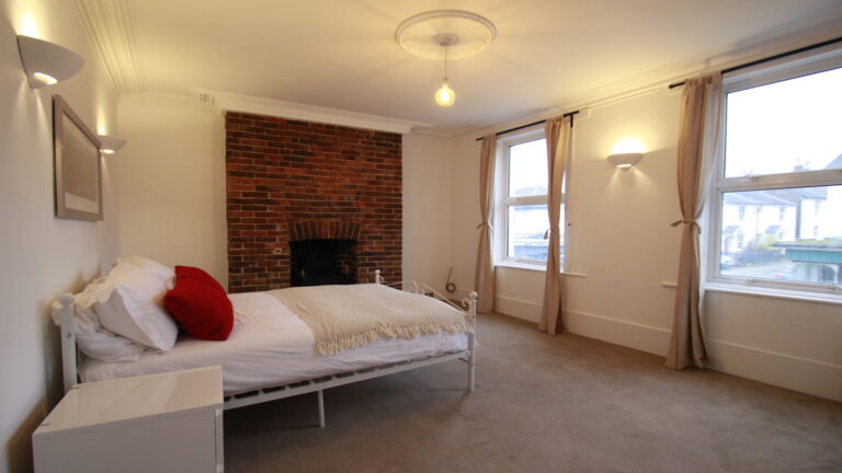 Camden-Road-Town-Centre-Tunbridge-Wells-Room1.2.jpg