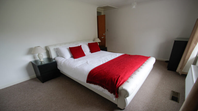 Downs-View-Town-Centre-Maidstone-Bedroom-3.1.jpg