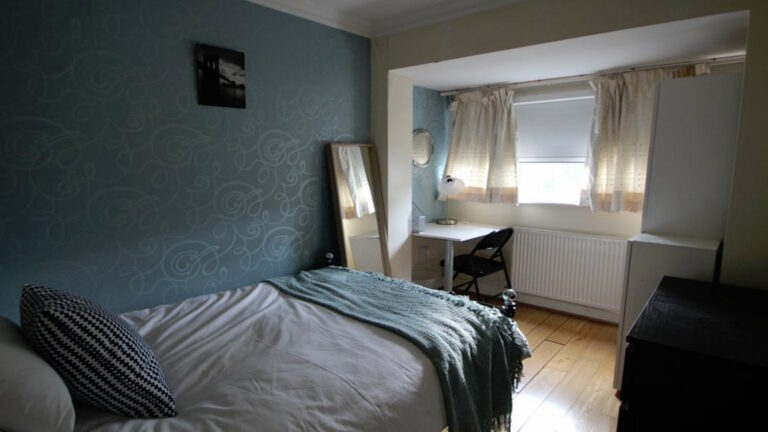 GUNNERSBURY-AVE-ACTON-LONDON-ROOM-4.2.jpg