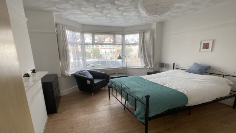 Granby-Grove-Portswood-Southampton-Room-3.2-1.jpg