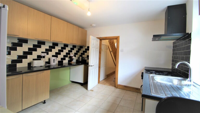 Grenfell-Road-Maidenhead-Maidenhead-Kitchen-1.jpg