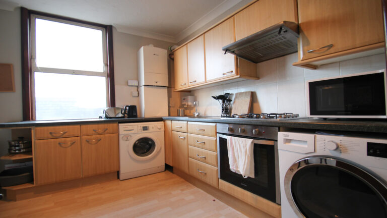 Grosvenor-Road-Town-Centre-Tunbridge-Wells-Kitchen1-6.jpg