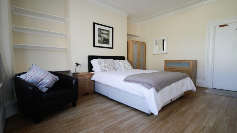 Grosvenor-Road-Town-Centre-Tunbridge-Wells-Room1.2-1.jpg
