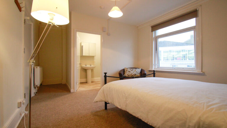 Grosvenor-Road-Town-Centre-Tunbridge-Wells-Room3.2-1.jpg