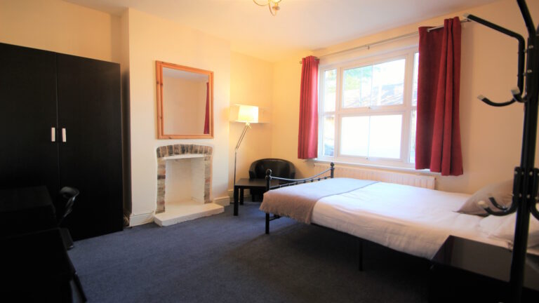 High-Town-Maidenhead-Maidenhead-Room-2.2.jpg