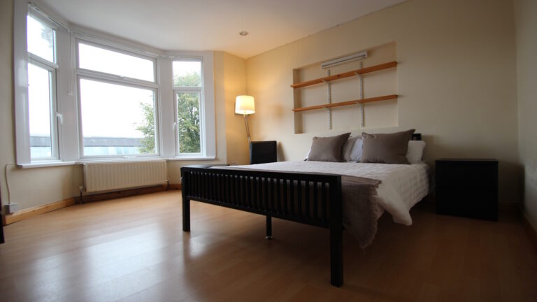 Kitchener-Road-High-Wycombe-High-Wycombe-Room-1.jpg