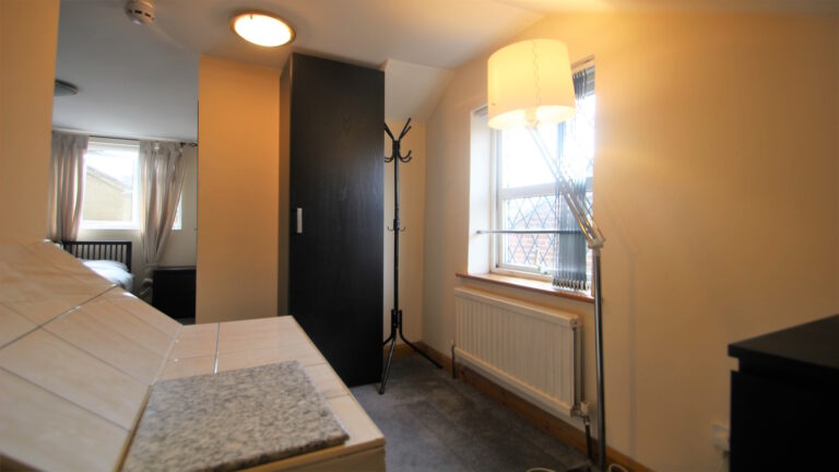 Kitchener-Road-High-Wycombe-High-Wycombe-Room-6.2.jpg