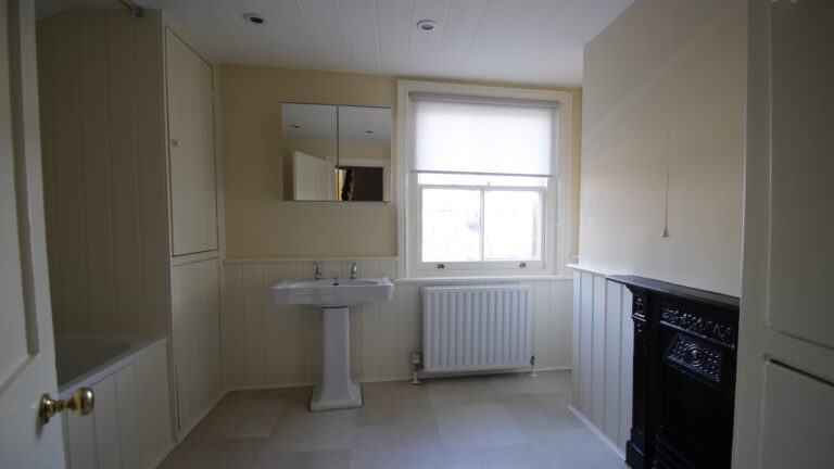 Monson-Road-Tunbridge-Wells-Town-Centre-Bathroom1.1-2.jpg