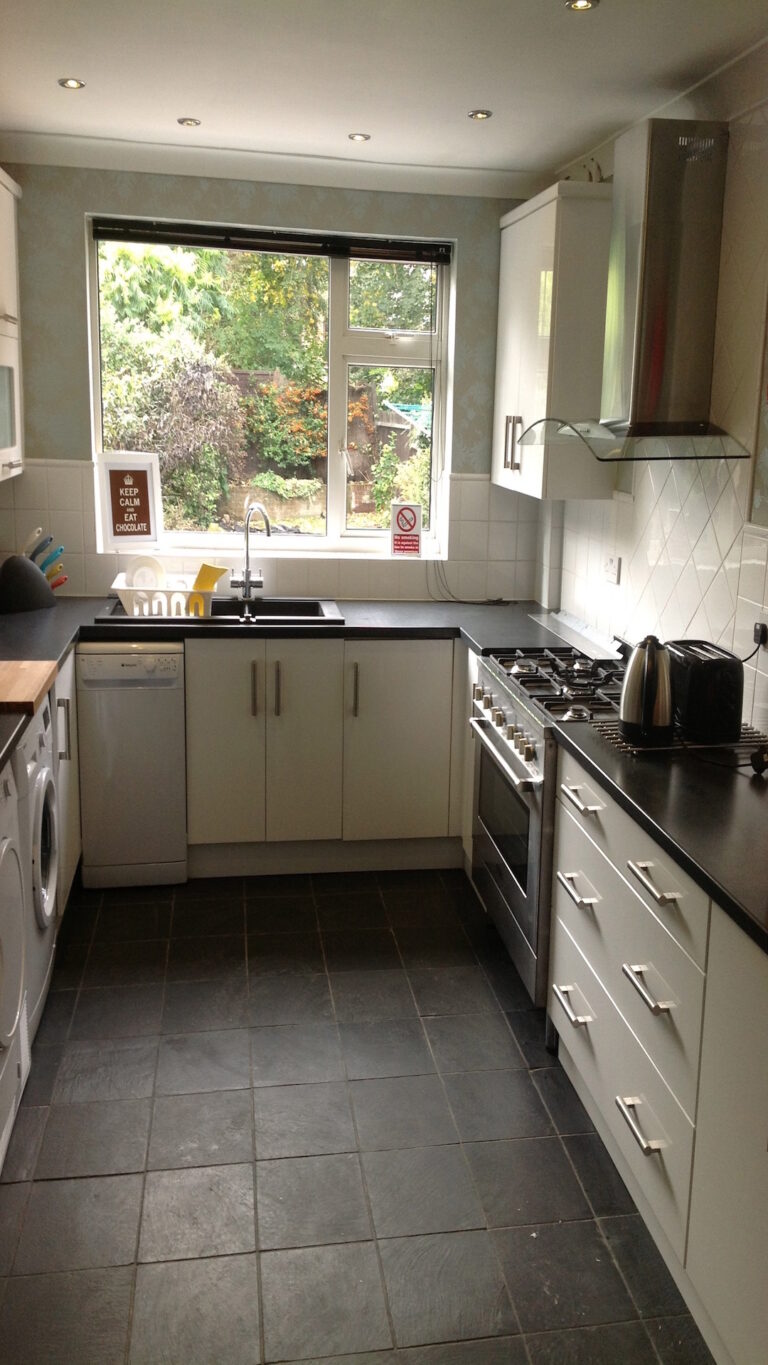 Muir-Road-Town-Centre-Maidstone-Kitchen-1.1-2.jpg