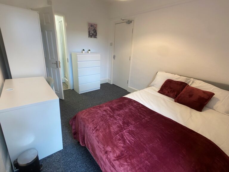 Newcombe-Road-Southampton-Polygon-Room-4.jpg