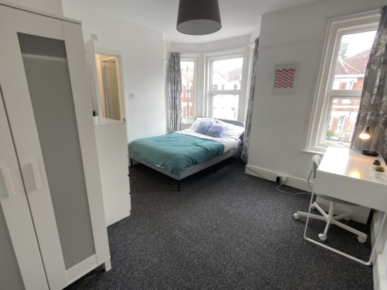 Newcombe-Road-Southampton-Polygon-Room-5.1-1.jpg