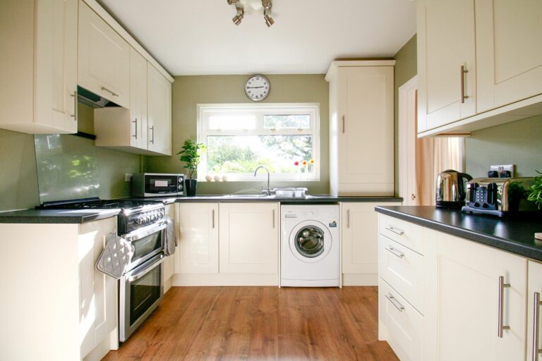 Ramslye_Road_Ramslye_Tunbridge_Wells_Kitchen-8.jpg