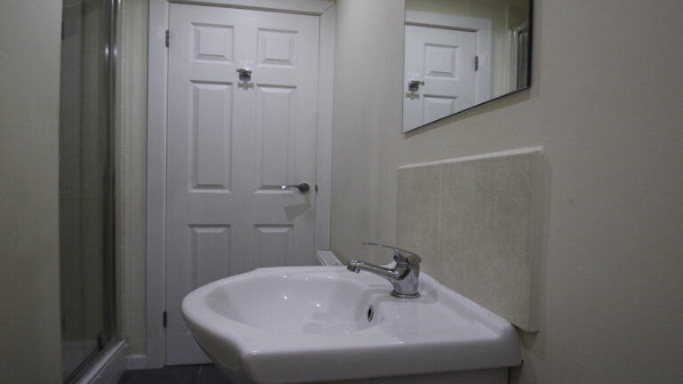 Sidney-Close-Showfields-Tunbridge-Wells-Bathroom-1.11-3.jpg