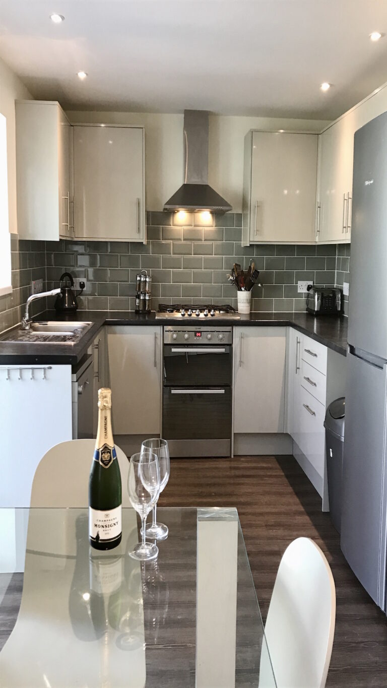 Southfields-Way-Southborough-Tunbridge-Wells-Kitchen-v1-2.jpeg