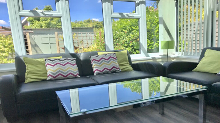 Southfields-Way-Southborough-Tunbridge-Wells-Living-2.jpeg