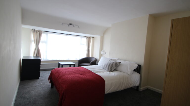 Studland-Road-Hanwell-London-Bedroom-4.1.jpg