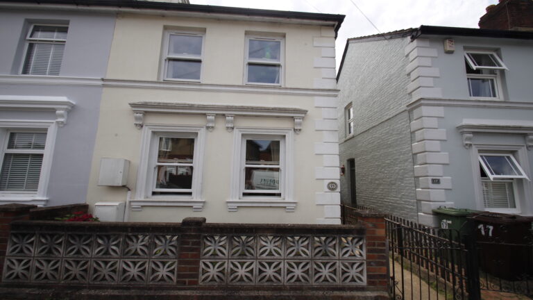 TunbridgeWellsStJohn_sCulverdenDown-House-1.jpg
