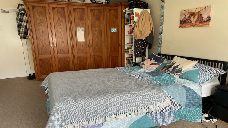 Wolverton-Gardens-Ealing-Common-London-Room-3.3.jpg