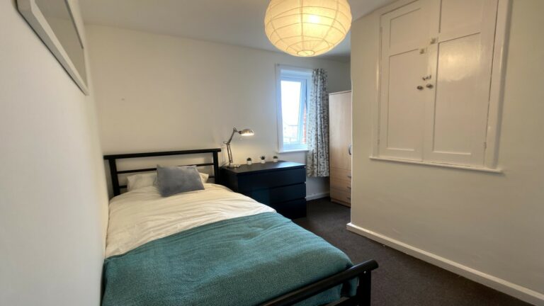 Woodcote-Road-Southampton-Room-5.2-3.jpg