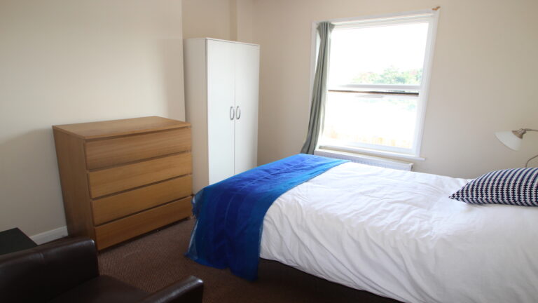 York-Road-Acton-London-Bedroom-4.1.jpg