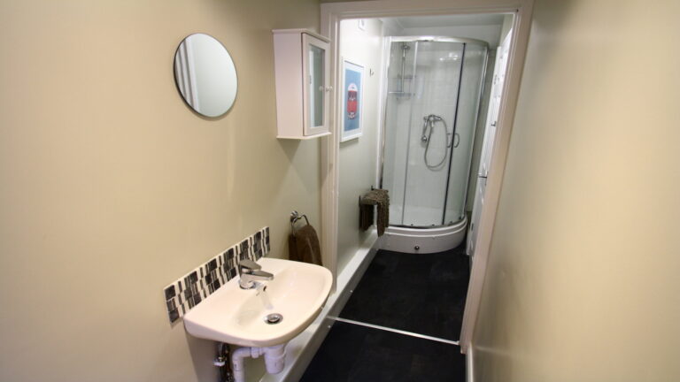 showfields-tunbridge-wells-bathroom.2-1.jpg